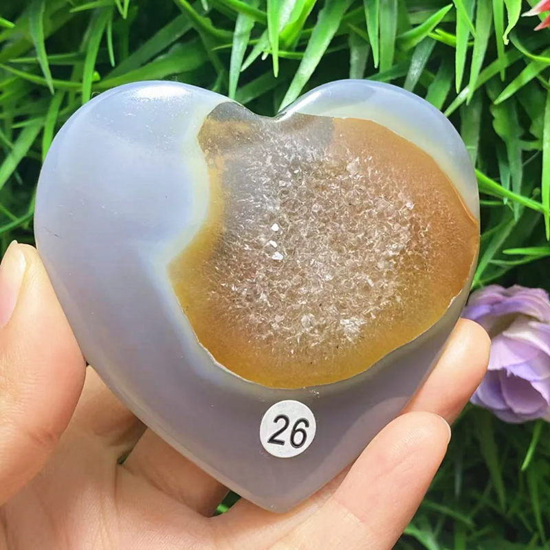 Natural Agate Crystal Cat Face Heart — Carved Quartz Chakra Home Decor Gift