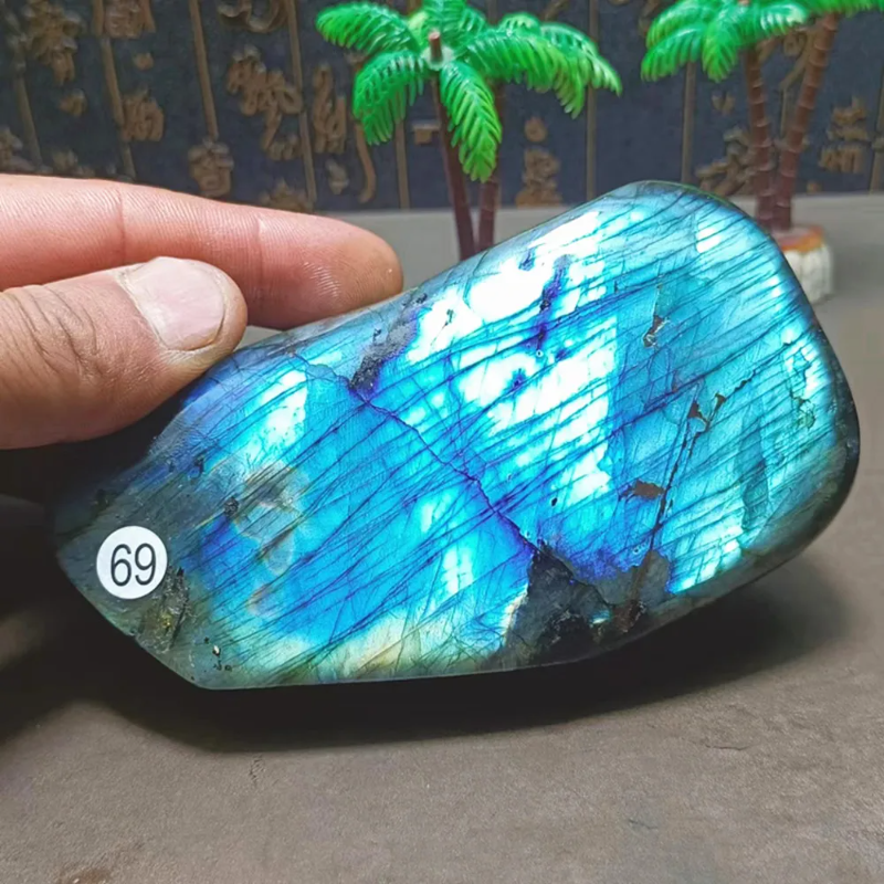 Natural Labradorite Crystal Pendant — Blue Flash Reiki Raw Stone, Chakra Quartz Ornament