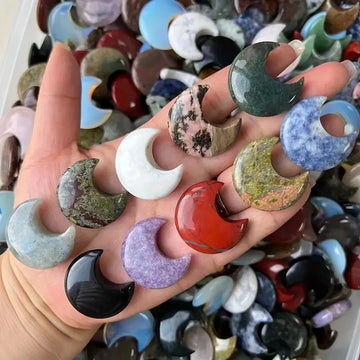 5/10pcs 25x30mm Natural Stone Crystal No Hole Moon Carving Home Decor DIY Jewelry Accessory Making Material