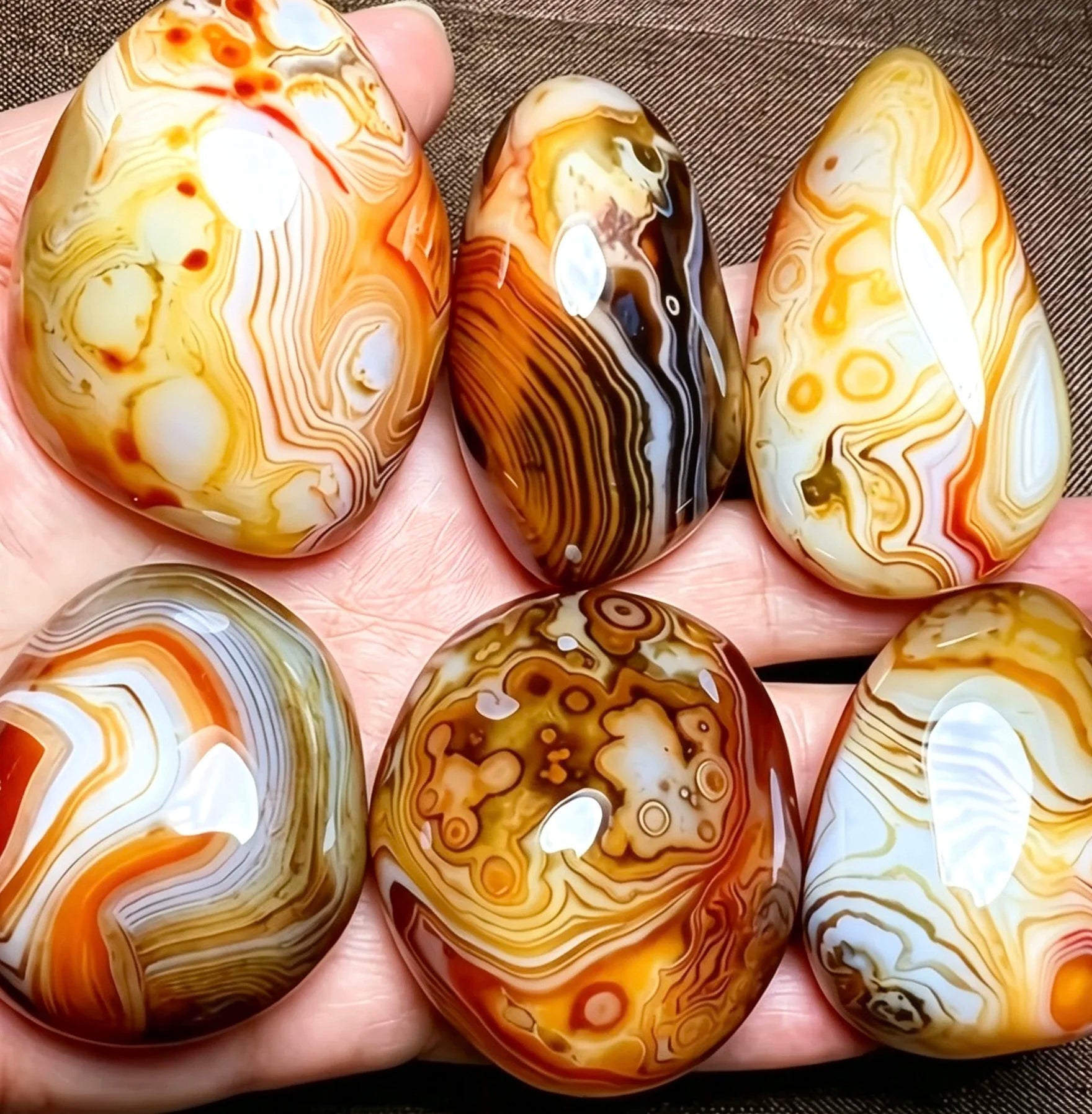 1pc Natural Colorful Silk Agate Sardonyx Palm, Hand-shaped Piece Quartz, Banded Healing Crystal, Gift For Friends, Reiki Home De