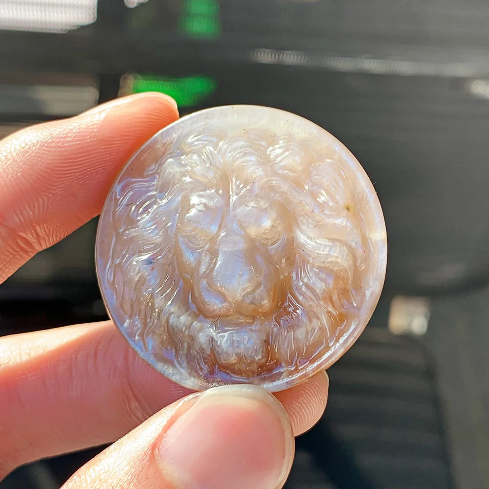 1pc Handmade Labradorite Round Plaque Lion Statue - Iridescent Play-of-Color Circular Stone for DIY Crafts - Unique Gift for Chr