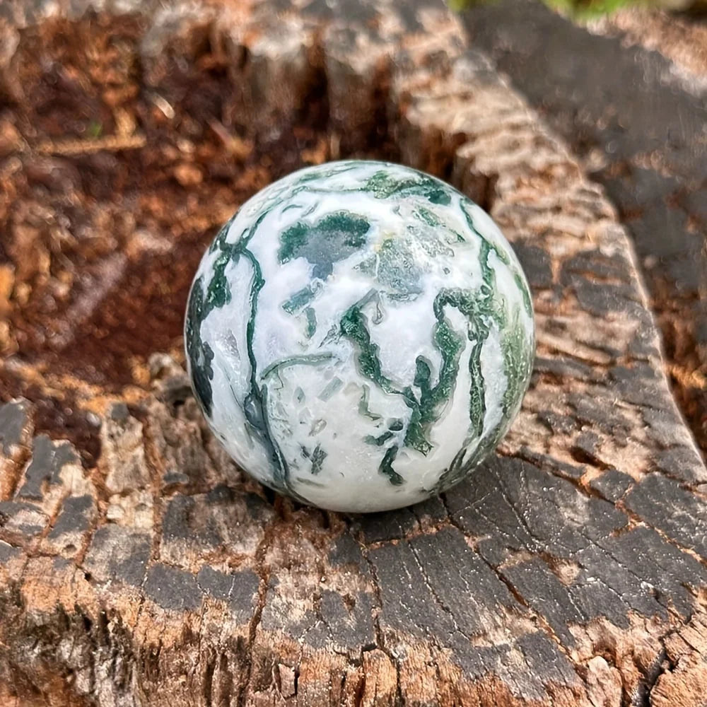 Bohemian-style natural seaweed agate ball - a high-end crystal ball, a unique gift recommendation.