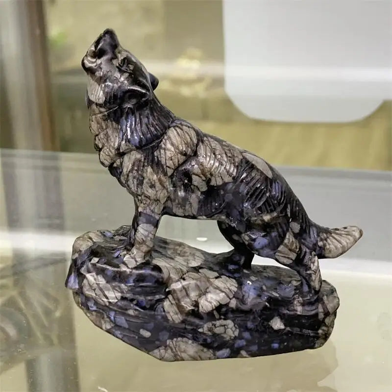 Natural Llanite Wolf Carving Polished Quartz Animal Healing Stones Gems For Home Decorations Gift 1PCS