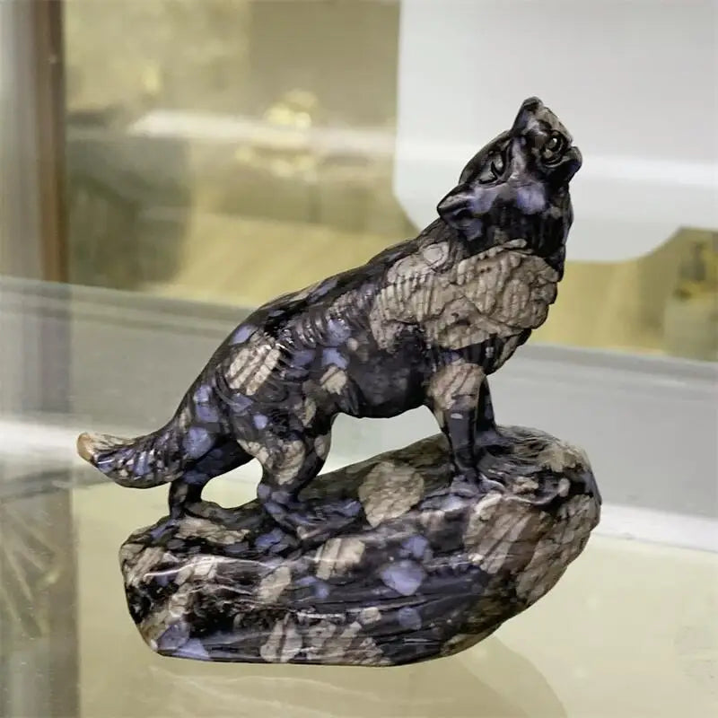 Natural Llanite Wolf Carving Polished Quartz Animal Healing Stones Gems For Home Decorations Gift 1PCS