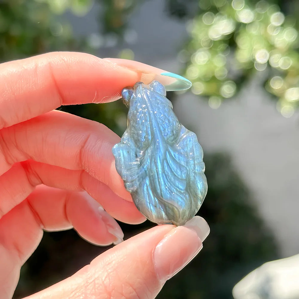 1pc Natural Labradorite & Moonstone Goldfish Carved, Featuring Natural Gemstone Shimmer, Perfect As Home Decor,