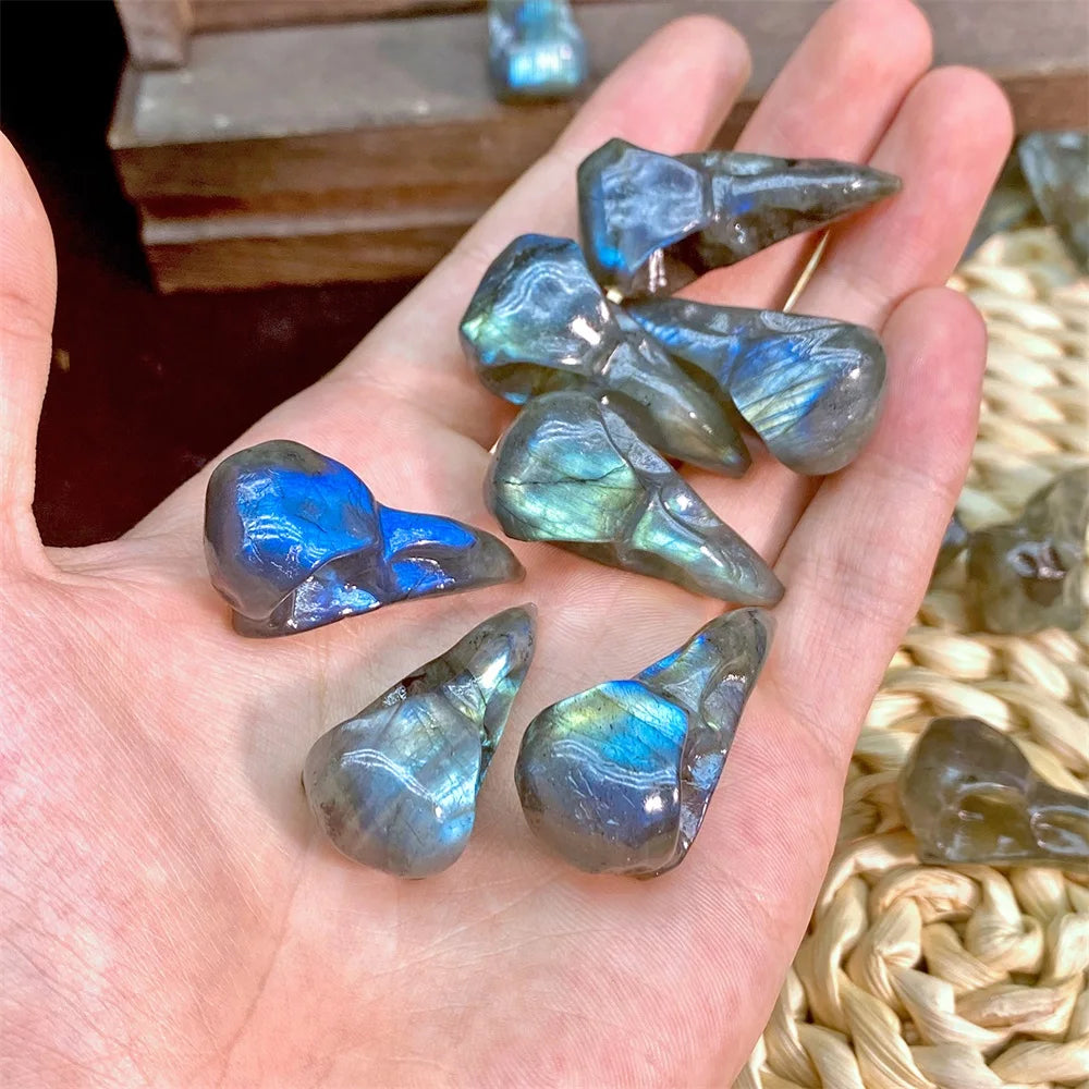 Natural Labradorite Stone Mini Bird Skull Carving Craft Animal Gift Crafts Feng Shui Home Decoration Stone Statues 3.8cm 1pcs