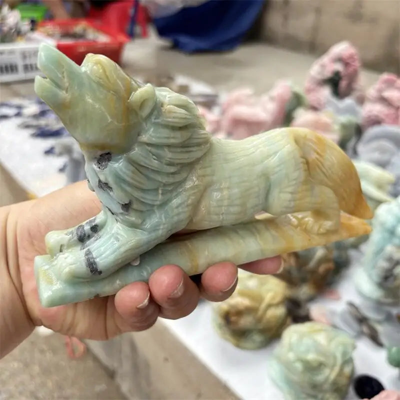Natural Amazonite Wolf Carving Polished Quartz Animal Healing Stones Gems For Home Decorations Gift 1PCS