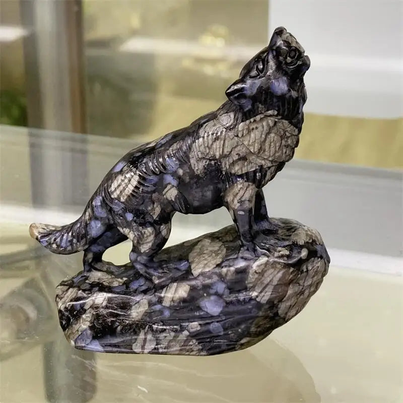 Natural Llanite Wolf Carving Polished Quartz Animal Healing Stones Gems For Home Decorations Gift 1PCS