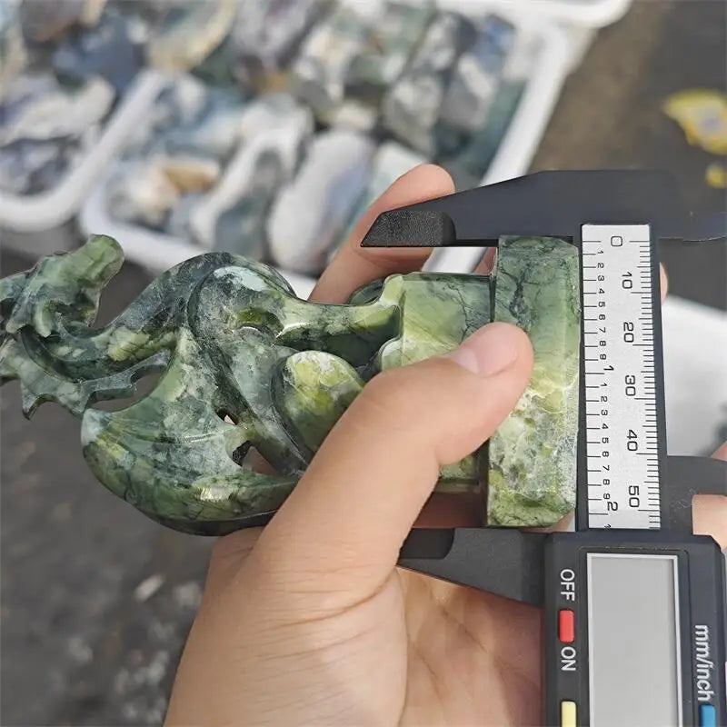 Natural Jade Dragon Carving Crystal Love Healing Fengshui Gemstones HomeDecoration Holiday Gift 1PCS