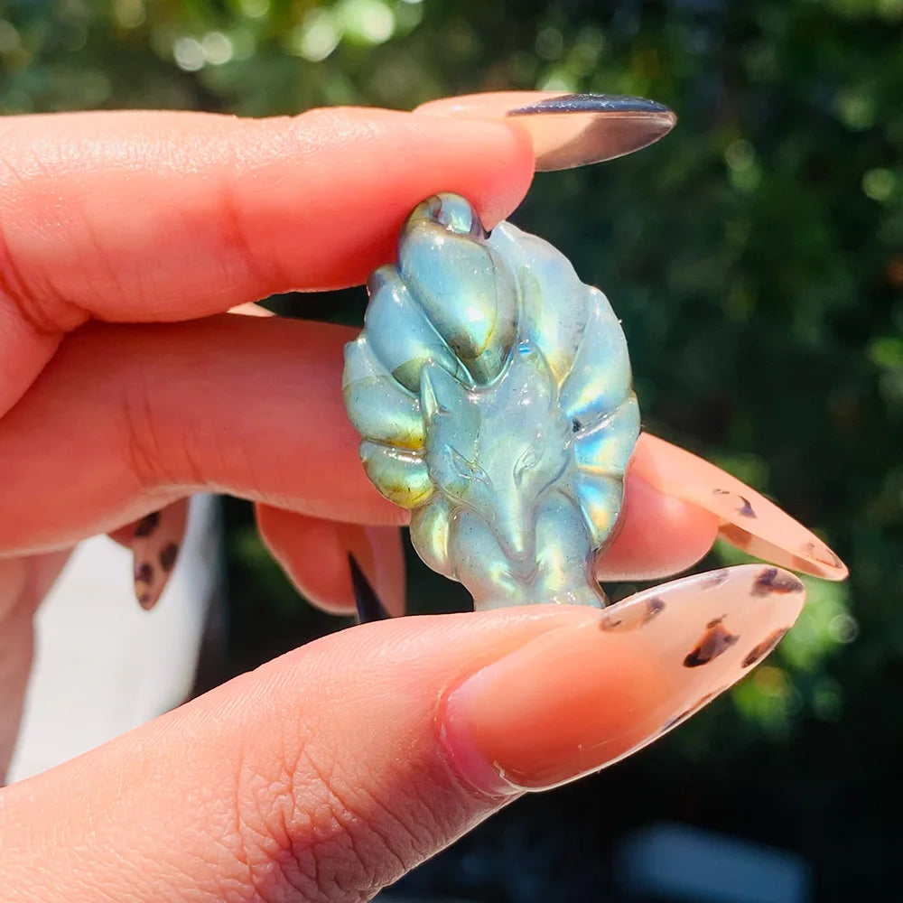 1pc 6 Type Bohemian Style Flashy Labradorite Fox Carving - Sparkling Pocket Stone, Perfect Gift for Friends, Smart Animals' Scul
