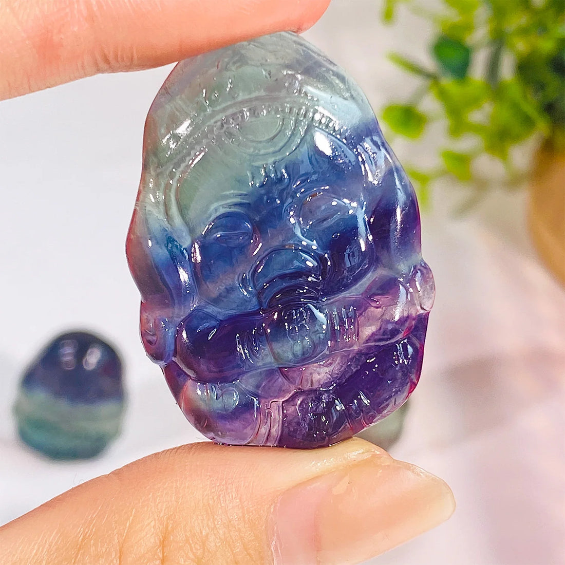 1PC Natural Colored Fluorite Xangsane Hand Carved Crystal Healing Reiki Healing Home Decorative Feng Shui Gemstone
