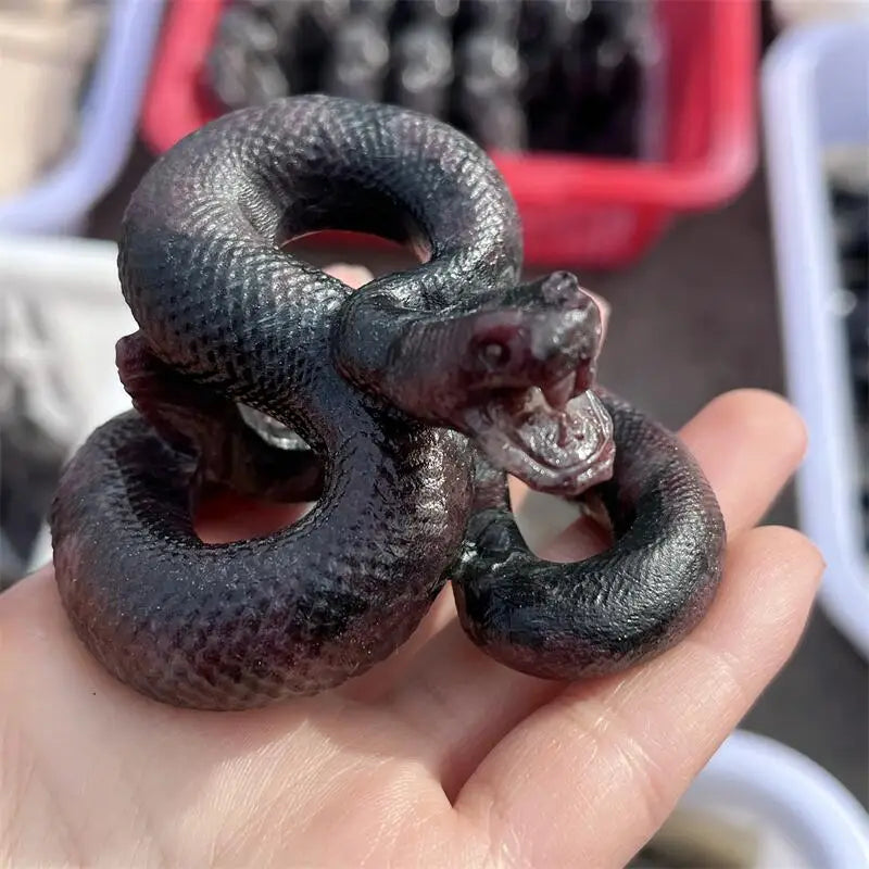 Natural Garnet Snake Carving Animal Crafts Healing Crystal Stone Feng Shui Home Decoration Gift 1PCS