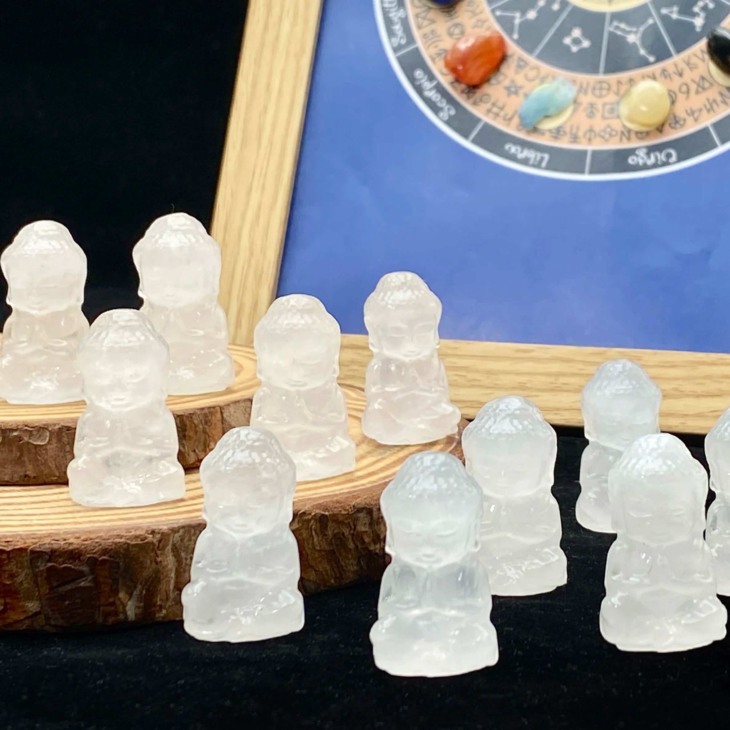 1PC High Quality Random Clear Quartz Sitting Buddha Natural Carving,Gemstone Jewelry,Glitter, Healing crystal, Birthday gift