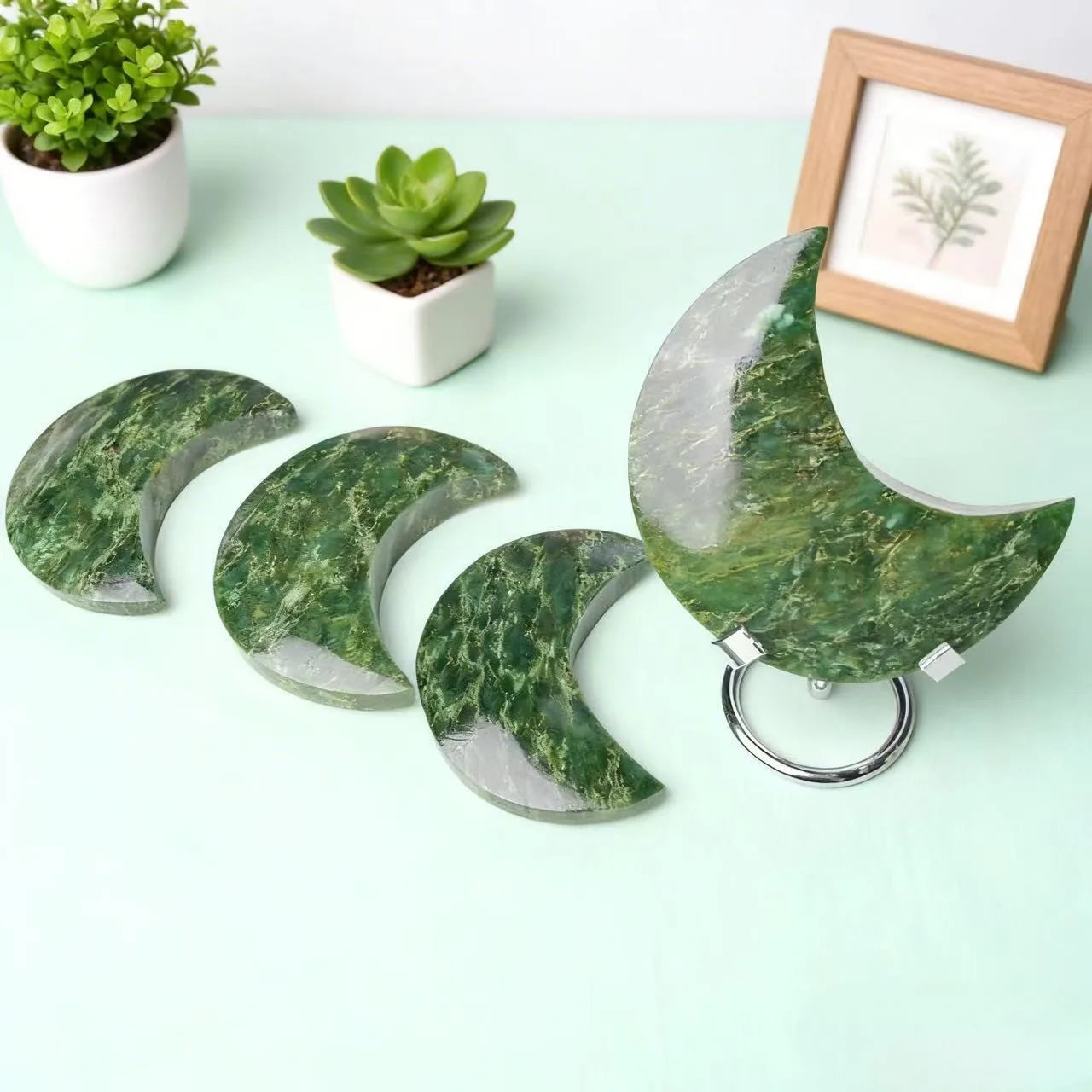 1pc Emerald Moon Carving, Crystal Healing Stone, Suitable for Home, Office, Garden Decor, Wedding & Anniversary Gift