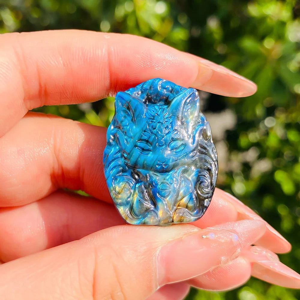 1pc 6 Type Bohemian Style Flashy Labradorite Fox Carving - Sparkling Pocket Stone, Perfect Gift for Friends, Smart Animals' Scul
