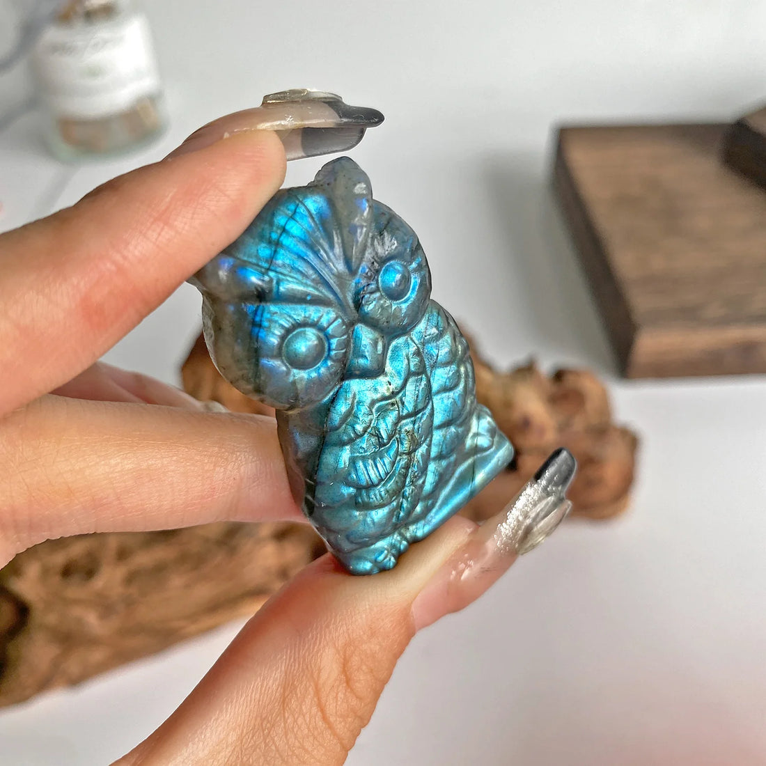 Natural Labradorite Stone Owl Carving with Strong Blue Radiance - Bohemian Style, Handcrafted, Unique Animal Design for Jewelry