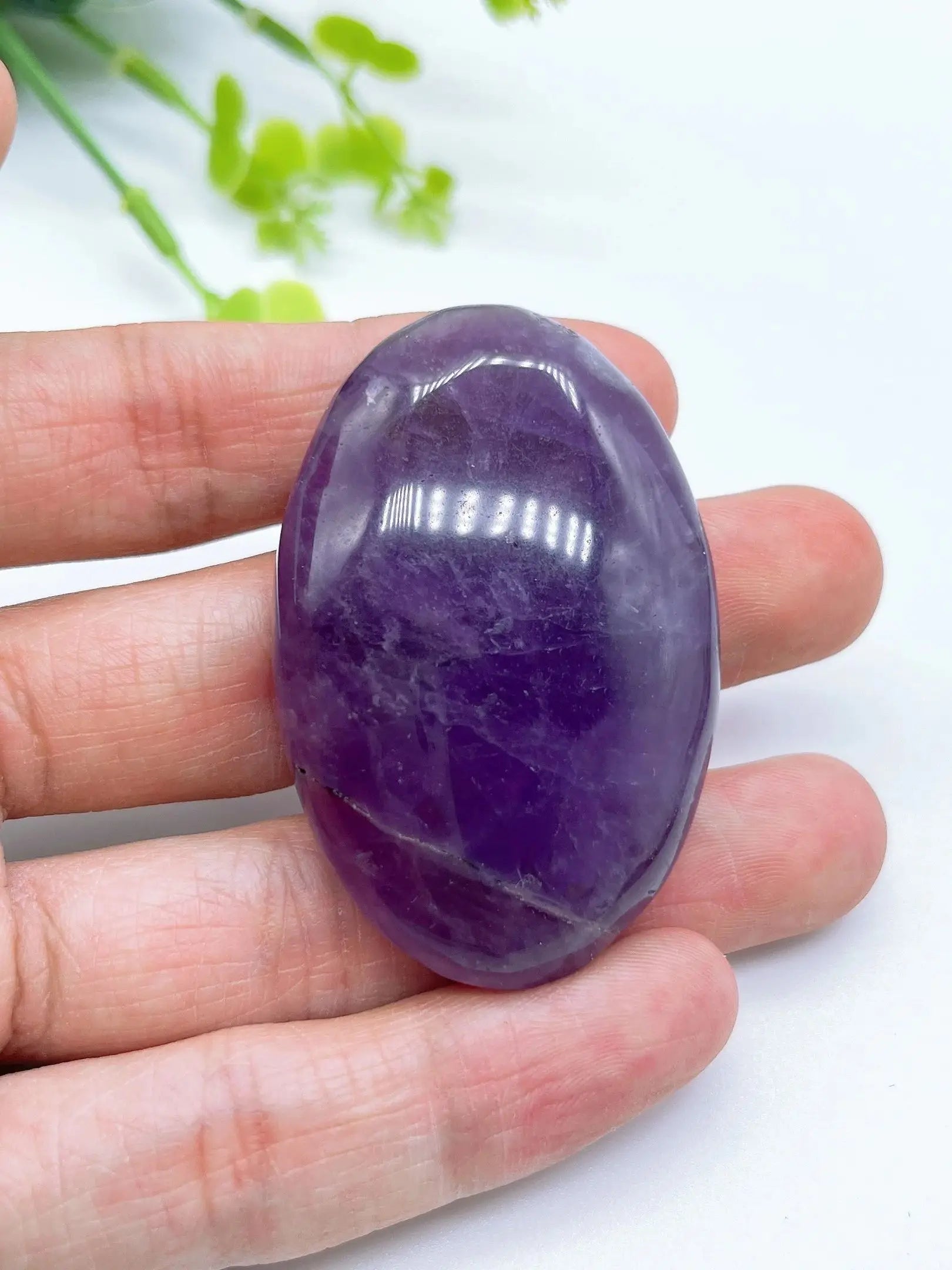 55MM Natural Amethyst Pocket Palm Crystal Quartz Stone Polished Energy Gems Reiki Healing Gift  Home Decor Aquarium decoration