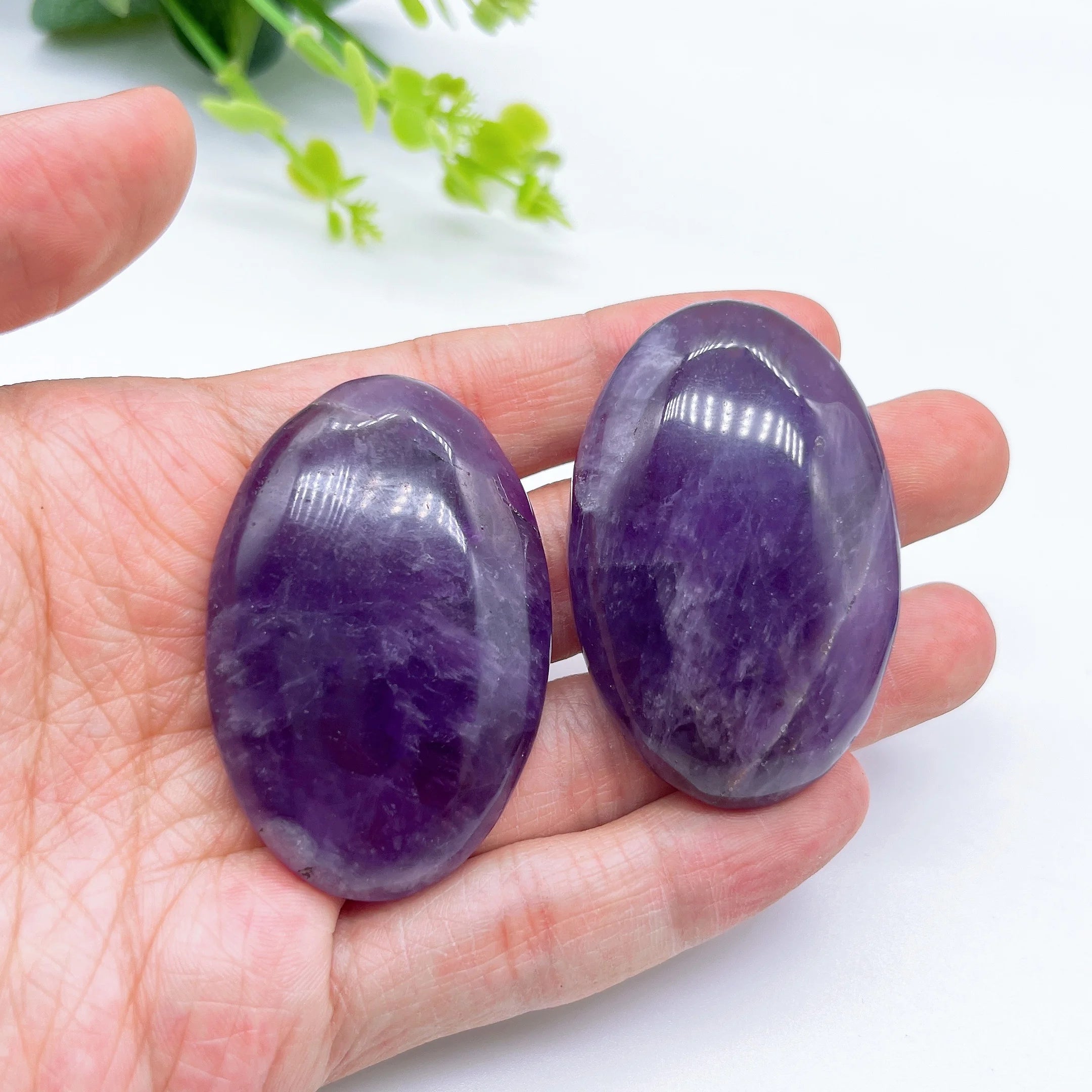55MM Natural Amethyst Pocket Palm Crystal Quartz Stone Polished Energy Gems Reiki Healing Gift  Home Decor Aquarium decoration
