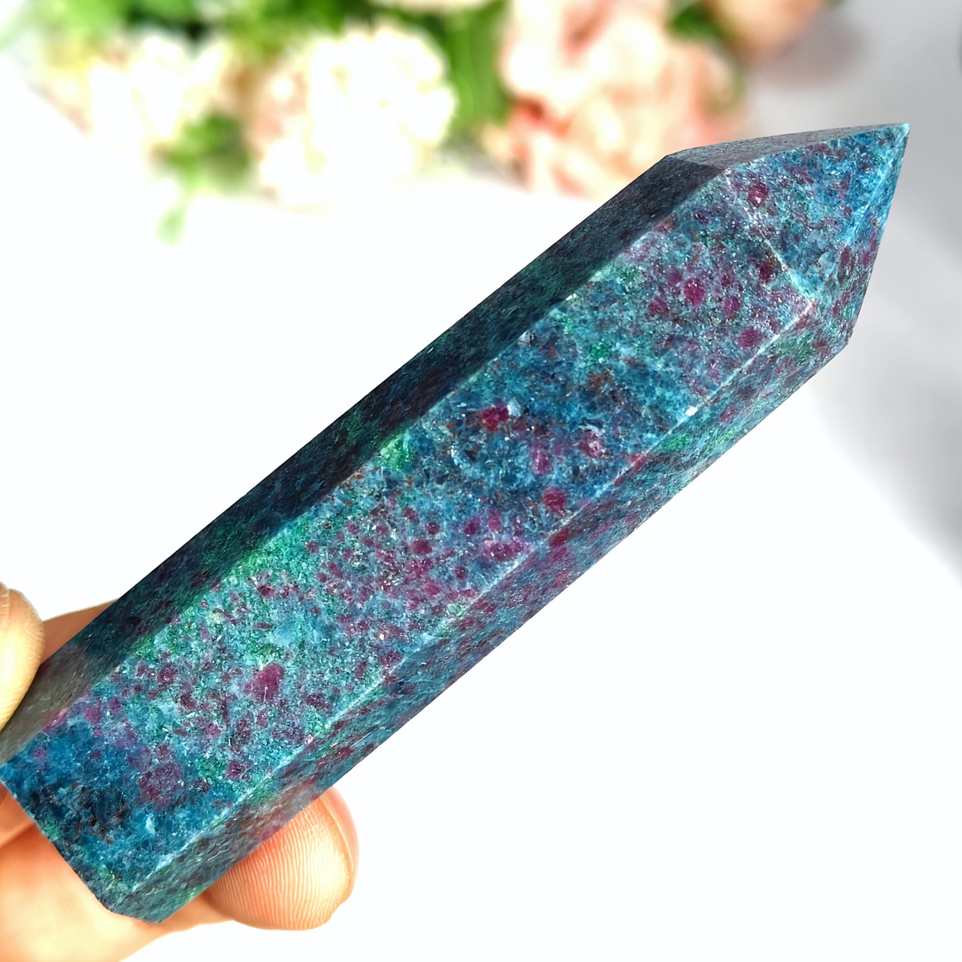 1pc UV Reactive Red & Blue Kyanite Obelisk Tower - Handcrafted Elegant Stone Wand,Highquality, Decor, Holiday Shoppers
