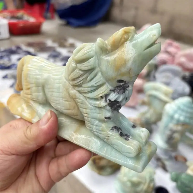 Natural Amazonite Wolf Carving Polished Quartz Animal Healing Stones Gems For Home Decorations Gift 1PCS