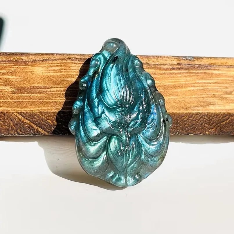 1pc 6 Type Bohemian Style Flashy Labradorite Fox Carving - Sparkling Pocket Stone, Perfect Gift for Friends, Smart Animals' Scul