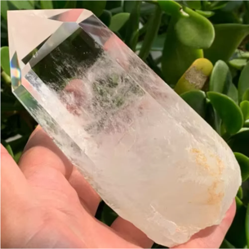 Natural Clear Quartz Crystal Wand — Single-Terminated Point, Healing & Meditation Tool