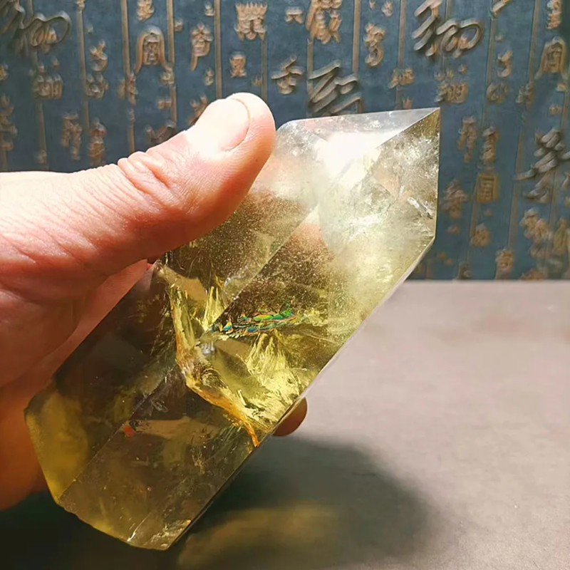 Natural Quartz Crystal Magic Wand — Large 504g Healing Point, Home Decor
